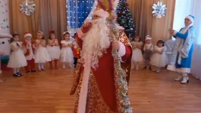 Этот праздник любят дети смотреть онлайн