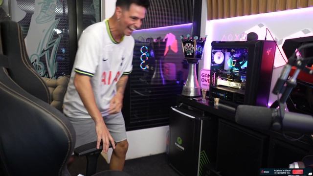 COMO ELE FAZ ISSO COM AMIGO DELE?? KKKK смотреть онлайн