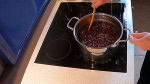 Соус к мясу из чёрной смородины