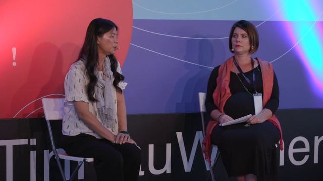 In Conversation – Showing up for Identity | Small Luk | TEDxTinHauWomen смотреть онлайн