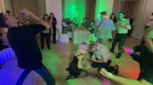 Девчуля убила танцпол! Ржака