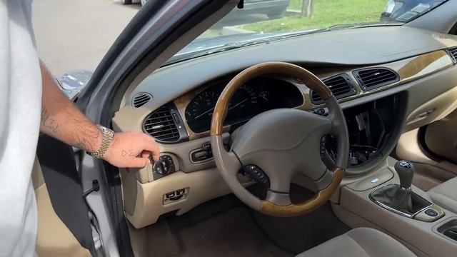 KEVIN STOP ! смотреть онлайн