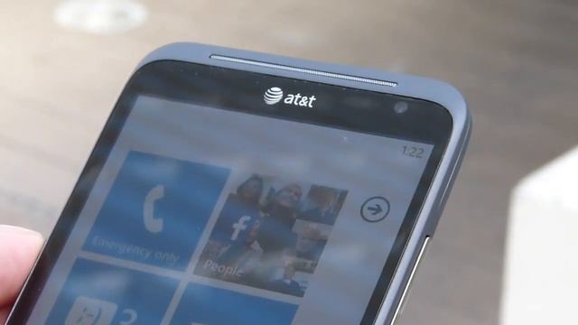 HTC Titan II hands-on смотреть онлайн