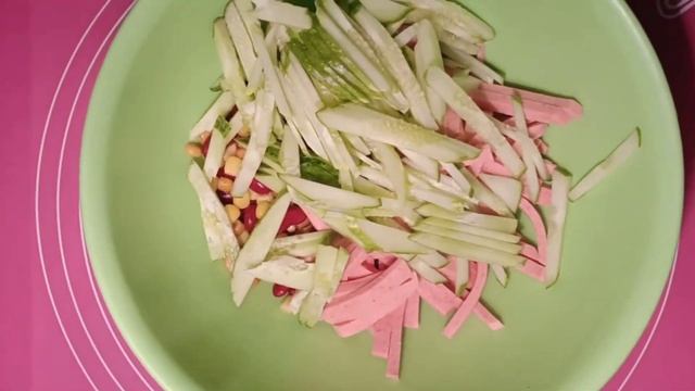 Салат🥗. Ең оңай салат. Казакша рецепт. смотреть онлайн