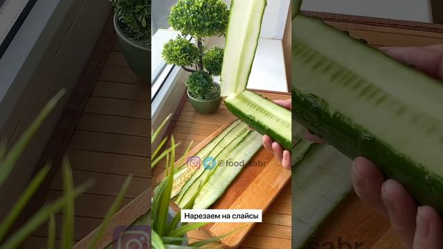 Рулетики с крабовыми палочками и сыром смотреть онлайн