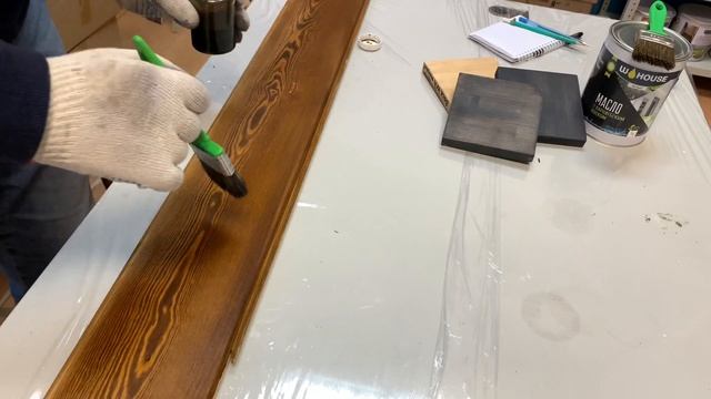 Нанесение бейца W.House, цвет мореный дуб, на лиственницу. Тонируем древесину. смотреть онлайн