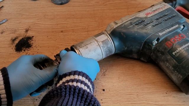 Bosch Hammer Drill Maintenance GBH 5-40 DCE смотреть онлайн