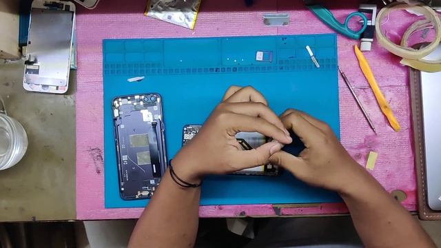 OnePlus 5 Battery Replacement
