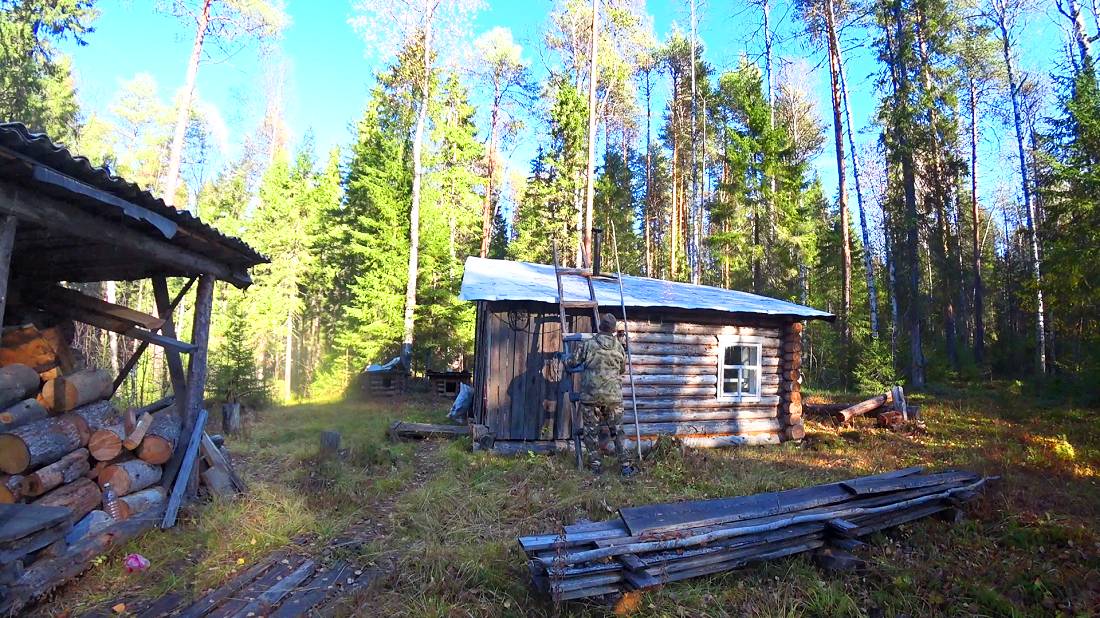 Таёжный быт в избушке. Смастерил трубочистку. Таёжная распаковка. продукты на две недели. 3 серия смотреть онлайн