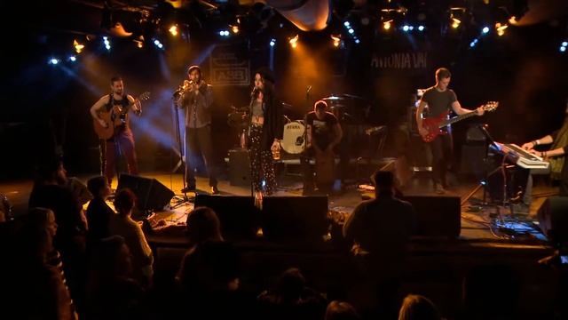 Antonia Vai - People // Live 2014 // A38 Vibes смотреть онлайн