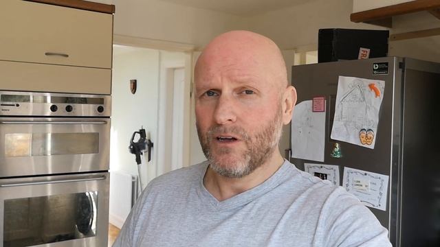 M&S Scottish Wholetail Scampi Vs ALDI Breaded Wholetail Scampi | Comparison | Food Review смотреть онлайн