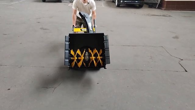 Снегоуборщик Huter SGC 4100W смотреть онлайн