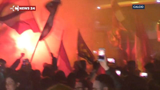 La festa del Locri dopo la promozione in Serie D смотреть онлайн