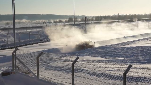 Доехать до конца на Москвиче, которому 40 лет! смотреть онлайн
