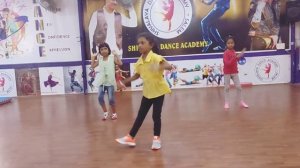 love niwathithi song dance vedio #shivalayadanceacadamy #baskidancer #salem