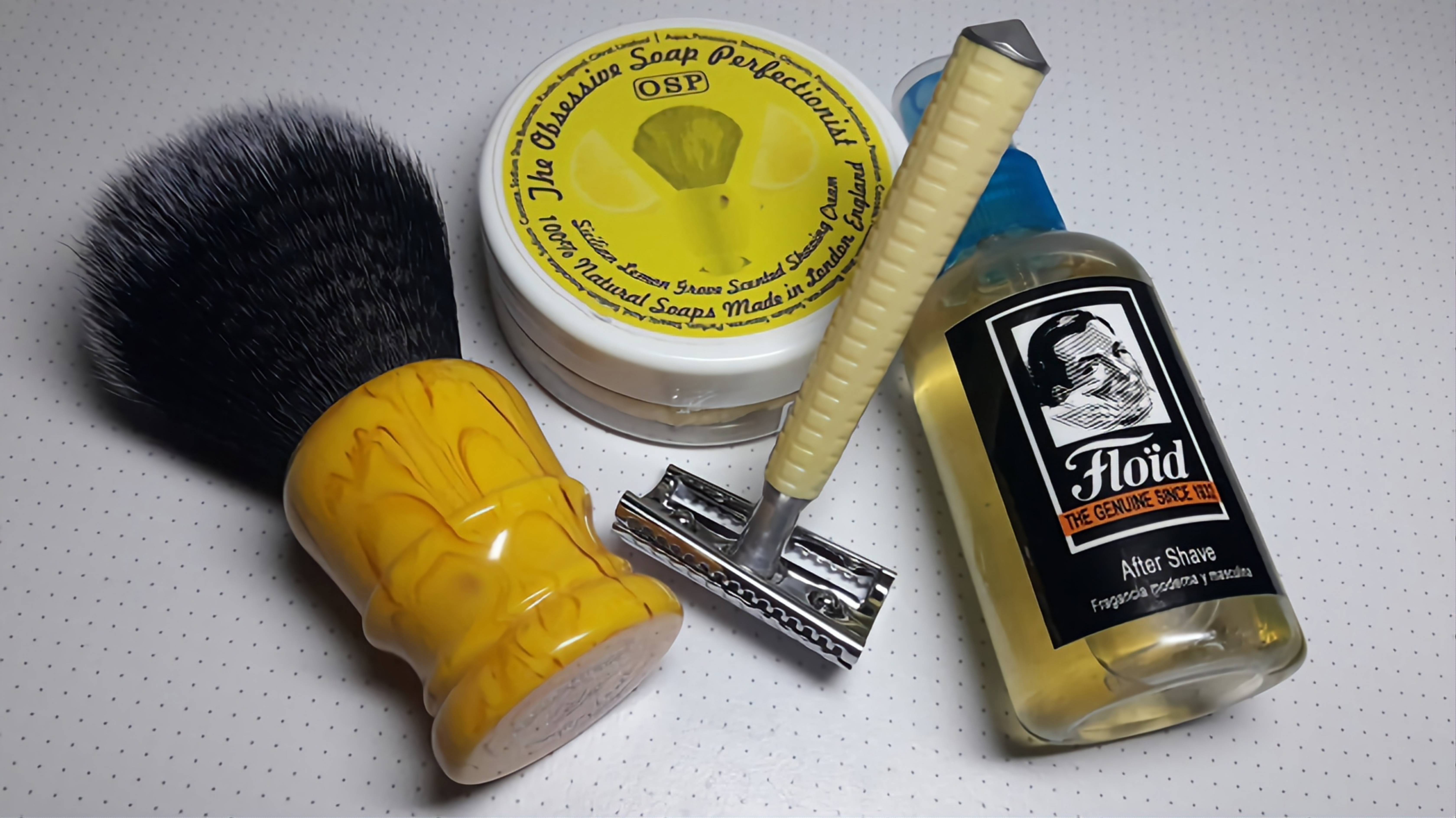 Жёлтое бритьё: DScosmetic brush, OSP cream, RazoRock 37 German slant, Gillette NACET, Floïd black смотреть онлайн