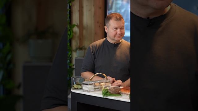 ПОСЛЕДОВАТЕЛЬ КУБИЗМА И ПРИГОТОВЛЕНИЕ БОРЩА НА #ПОДКАСТ С КАРИНОЙ НА БОРЩ #дизайнеринтерьера смотреть онлайн