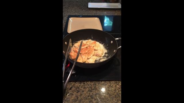Taste Legit or Taste Like Sh*t? CRISPY PARMESAN GARLIC CHICKEN & ZUCCHINI смотреть онлайн