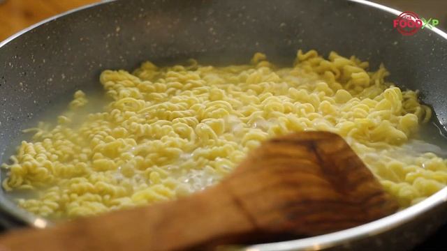 Kylie Jenner Ramen For Her Fans | 100% Original Recipe | TheFoodXP смотреть онлайн