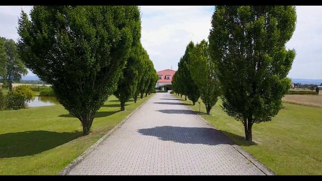 Garden Restaurant Prachárna & Park Hotel смотреть онлайн