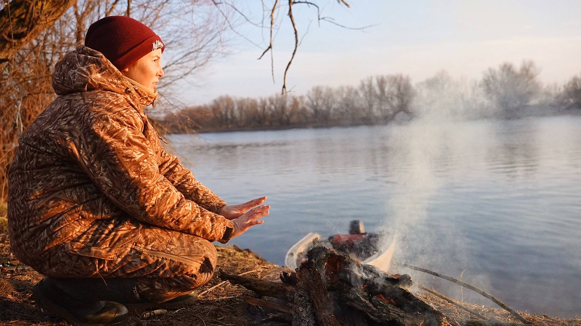 РЫБАЛКА С ЖЕНОЙ, ПОЛ ГОДА НЕ ЛОВИЛИ РЫБУ ВМЕСТЕ. Зимняя рыбалка на открытой воде. смотреть онлайн