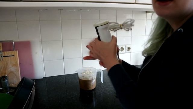 Zelf ijskoffie maken! смотреть онлайн