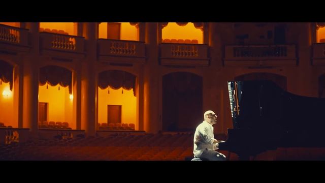 Mazzakyan - Sirumem (Official video) смотреть онлайн