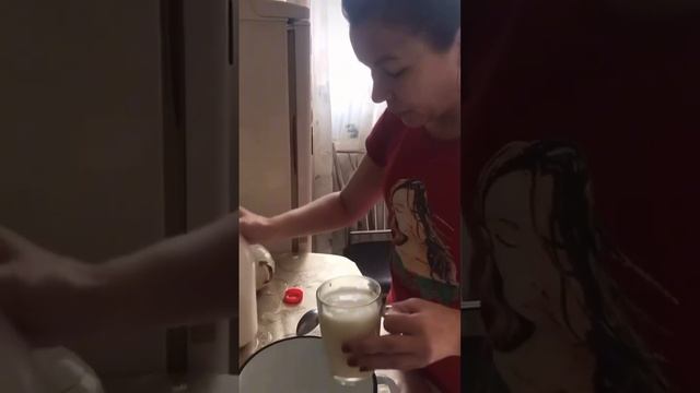 ИРИШКА ЧИКИ ПИКИ ДЕЛАЕТ БЛИНЧИКИ НА МАСЛЕНИЦУ! А ВЫ УЖЕ НАПЕКЛИ?! смотреть онлайн