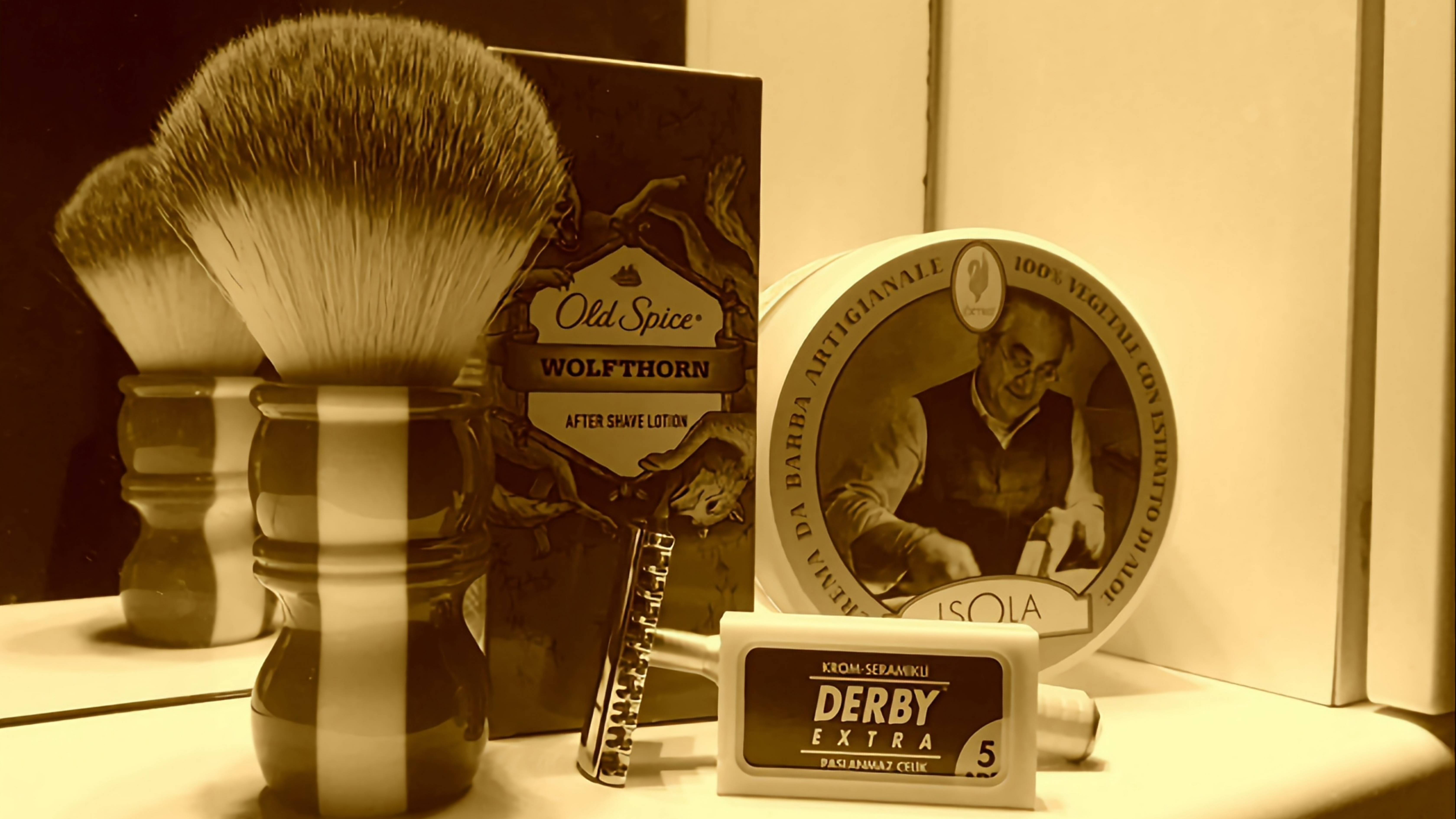Бритье. Muhle R41, Derby Extra, Extro Isola, RazoRock Tricolore, Old Spice Wolfthorn смотреть онлайн
