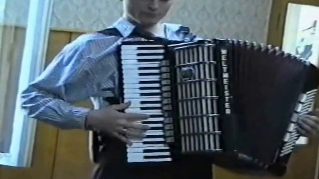 Sirba olteneasca si hora iugoslava.mp4(25.05.02) смотреть онлайн