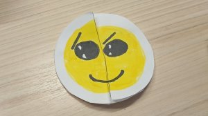 как сделать меняющееся лицо смайлика из бумаги А4