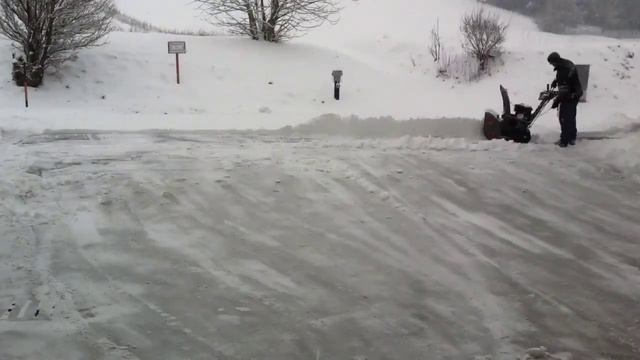 Schnee schippen wie Benny Hill смотреть онлайн