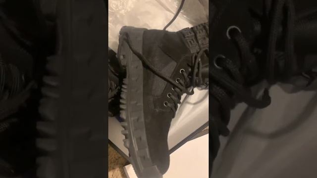 Versace Trigreca greca Boots sneakers смотреть онлайн