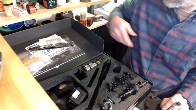 BoomRacing BRX01 And LC70 Hardbody Kit, BRX01 Chassis Unboxing. PART 1 OF ?