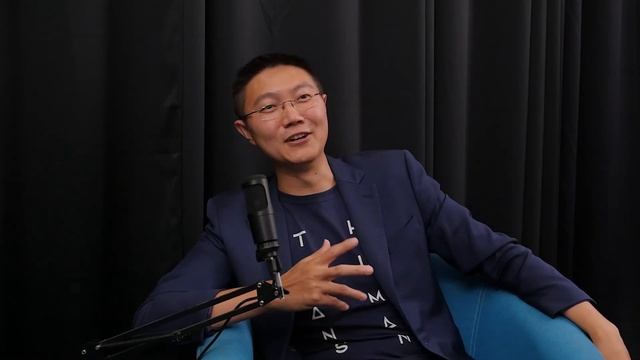 GPT-4, AGI and the Singularity - Peter & Roy смотреть онлайн