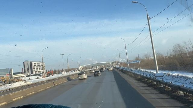 Разгрузился в Новосибирске и прокатился по городу! Неожиданная встреча на стоянке!!! смотреть онлайн