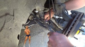 замена стойки стабилизатора и экономия 500 рублей