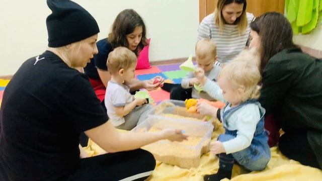 Развивающее занятие для малышей от 1 года смотреть онлайн