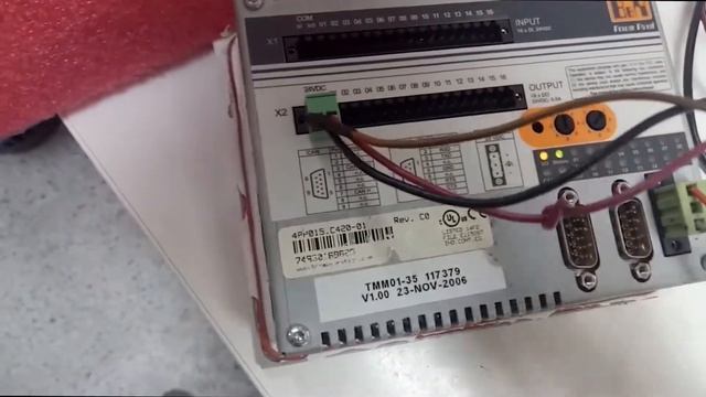 AC3880 Операторская панель B&R 4PP015.C420-01 смотреть онлайн