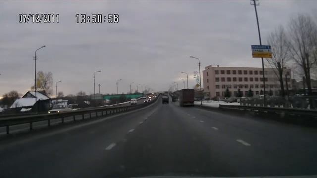 Череповец V1 Крис П слева за столбом Мясокомбинат.avi смотреть онлайн