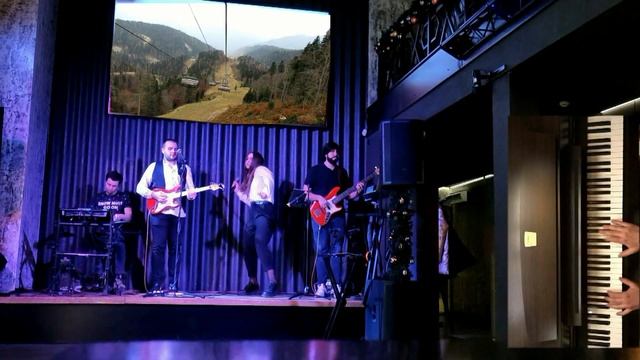 Кавер-группа M&Danse. I Want To Break Free (Queen)