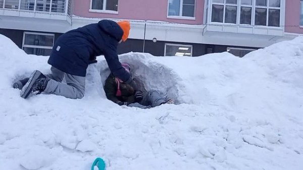 🎄НОВОГОДНИЙ КЛИП + НОВОГОДНИЙ РЕМИКС🎄 (С НОВЫМ ГОДОМ!)