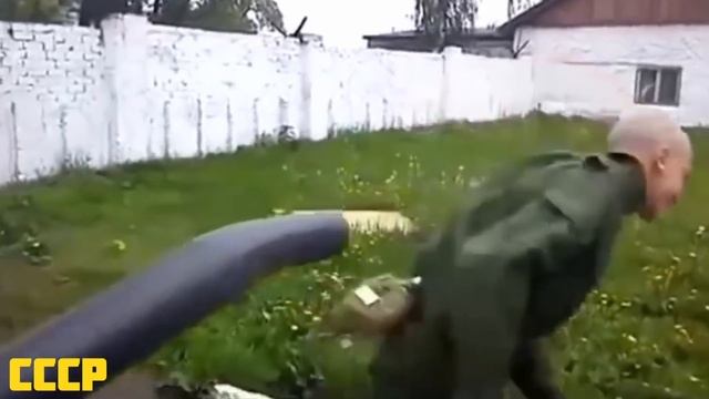 A Normal Day In Russia #8 смотреть онлайн