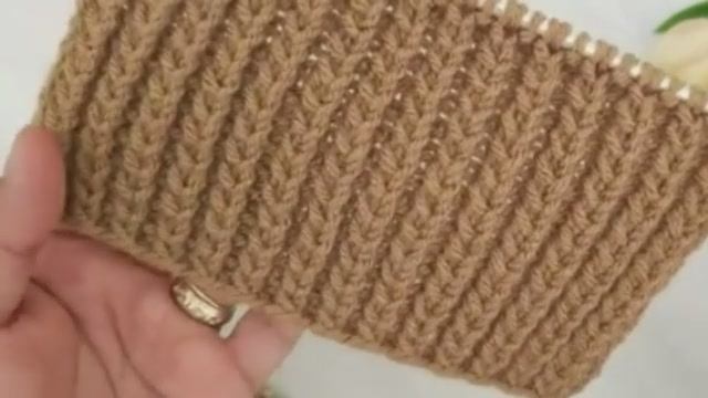 Легкий узор спицами для шарфов, беретов, кардиганов, шали и жилетов #вязание смотреть онлайн