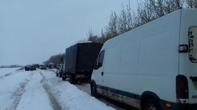 За Мерефой, перед Тарановкой, "трасса" Мерефа-Первомайск смотреть онлайн