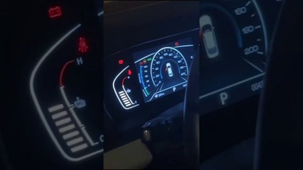 Skywell китайский автомобиль