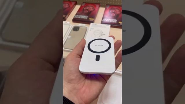 Повербанк c MagSafe WK Design Magnet 5000mAh 20W Wireless Power Bank White (WP-215) смотреть онлайн