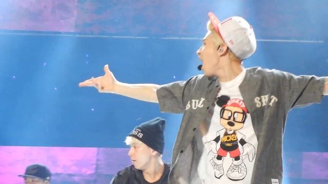 130825 Henry feat. f(x) Amber @ KCON; 1-4-3 (I Love You) смотреть онлайн