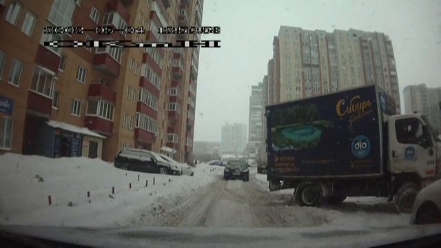 А у нас во дворе