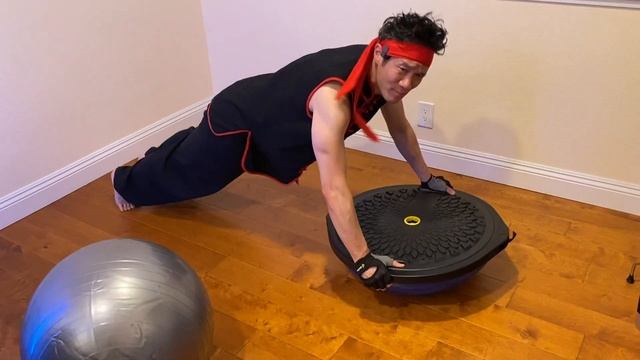 ZELUS 25inch Half Exercise Ball IS GREAT for BALANCE workouts B08G4CXN16 Awesome Exercise Half Ball смотреть онлайн